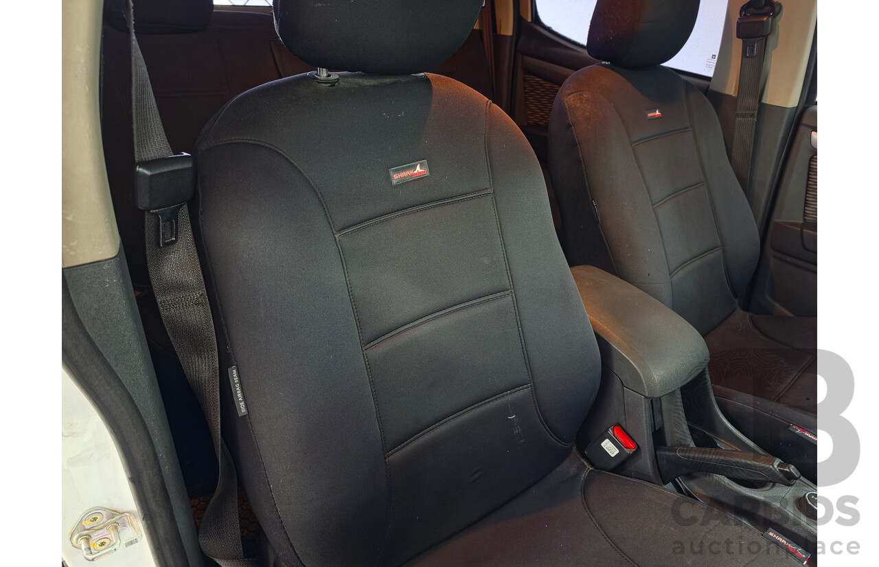 10/2013 Holden Colorado LX (4x4) RG Crew Cab P/Up White Turbo 2.8L