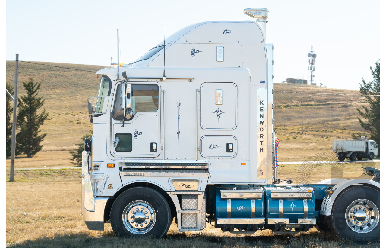 04/2013 Kenworth K200 6x4 Prime Mover 2d Cab Over Sleeper White Turbo Diesel ISX500 16.0L - 500HP
