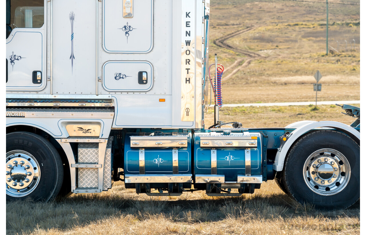 04/2013 Kenworth K200 6x4 Prime Mover 2d Cab Over Sleeper White Turbo Diesel ISX500 16.0L - 500HP