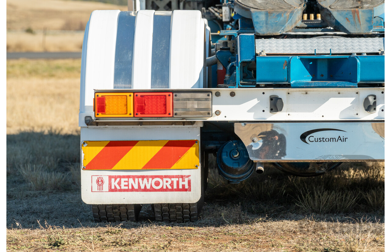 04/2013 Kenworth K200 6x4 Prime Mover 2d Cab Over Sleeper White Turbo Diesel ISX500 16.0L - 500HP
