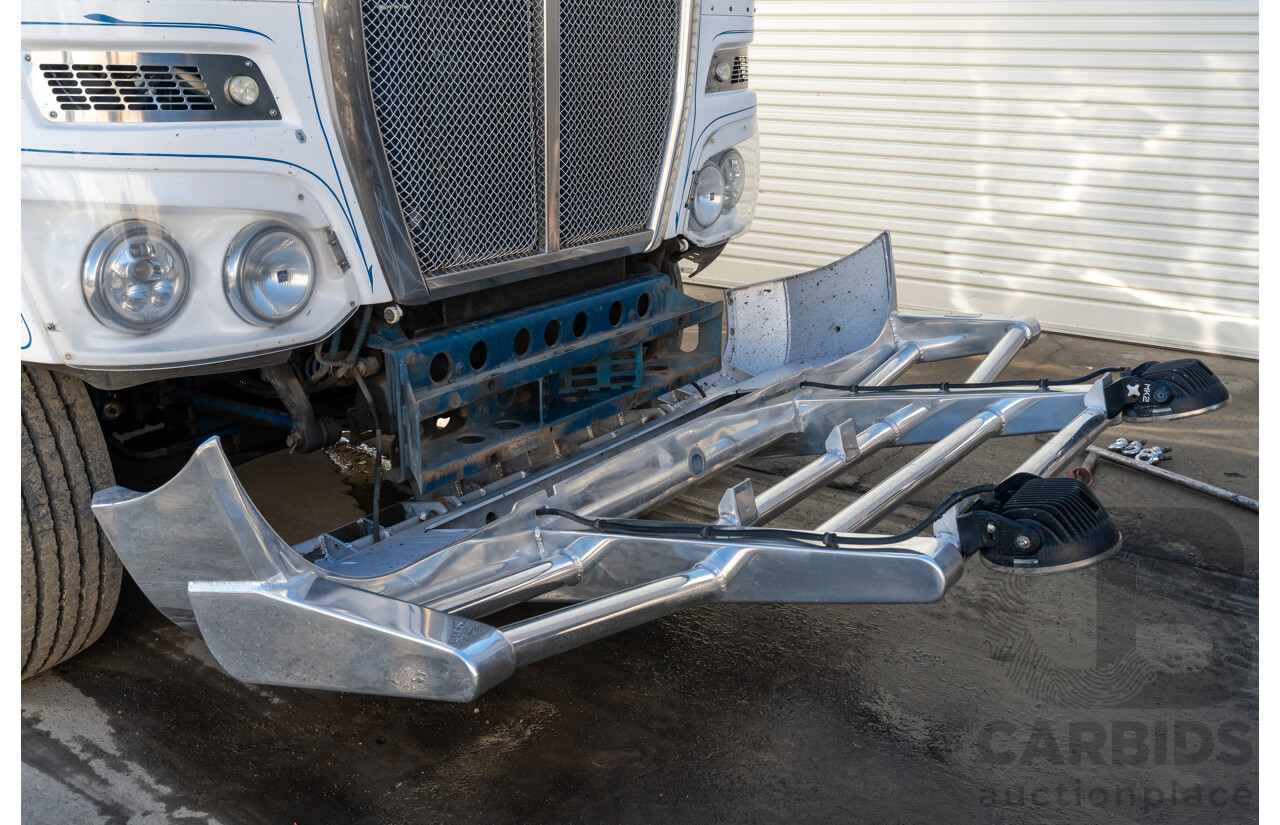 04/2013 Kenworth K200 6x4 Prime Mover 2d Cab Over Sleeper White Turbo Diesel ISX500 16.0L - 500HP