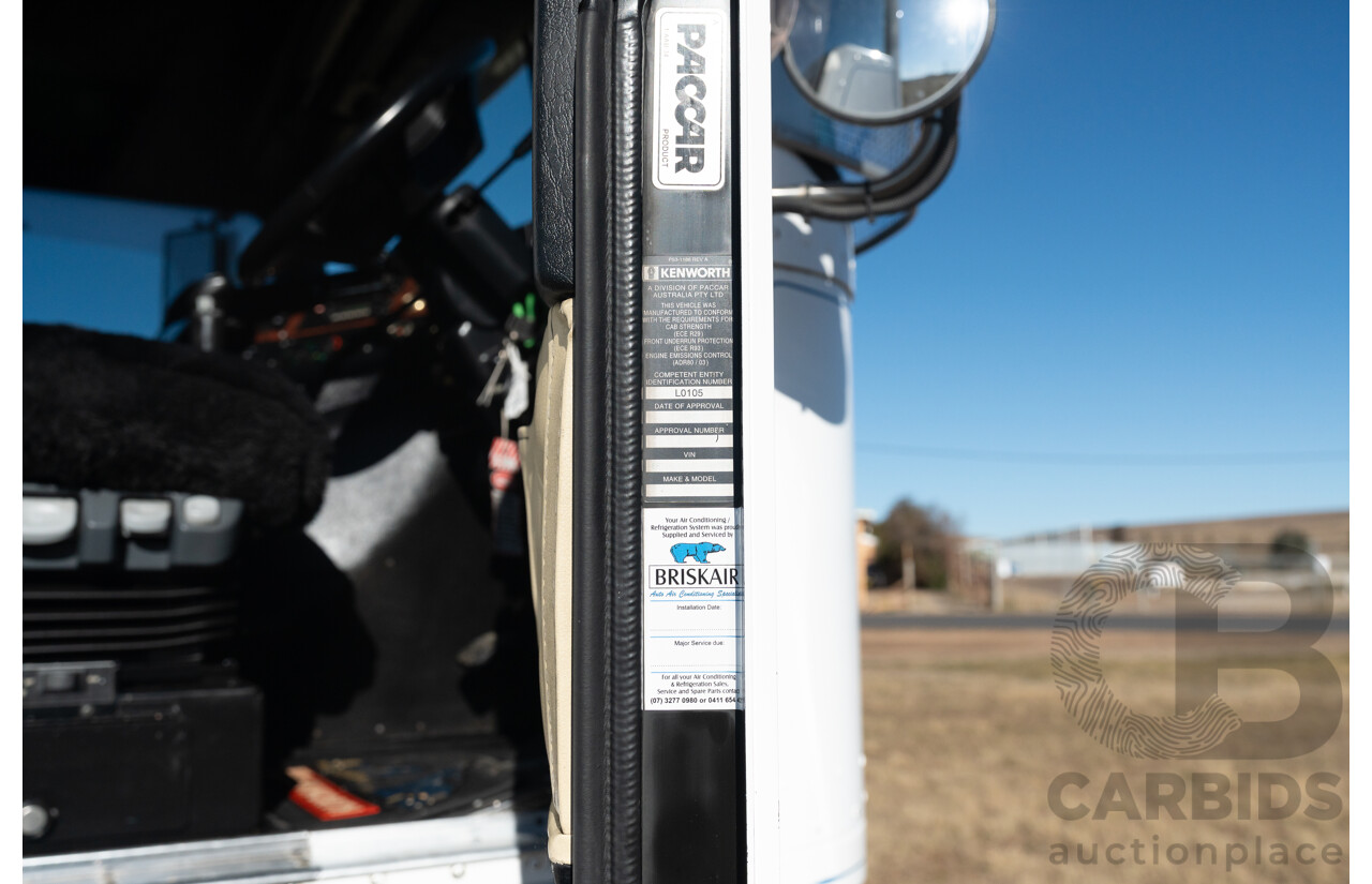 04/2013 Kenworth K200 6x4 Prime Mover 2d Cab Over Sleeper White Turbo Diesel ISX500 16.0L - 500HP