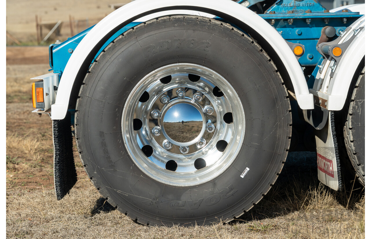 04/2013 Kenworth K200 6x4 Prime Mover 2d Cab Over Sleeper White Turbo Diesel ISX500 16.0L - 500HP