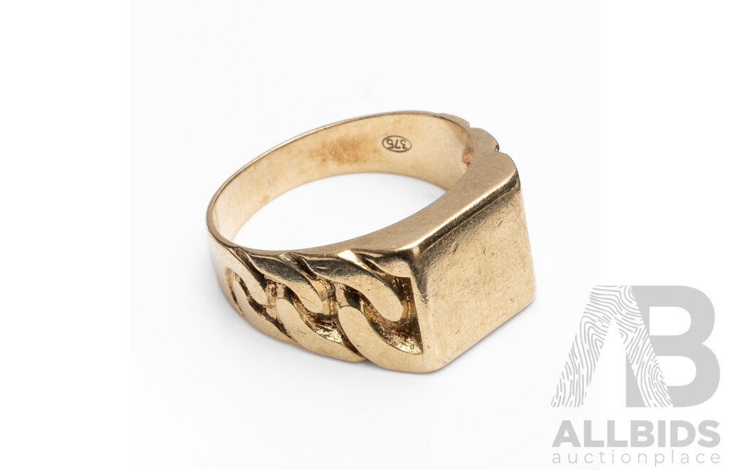 9ct Yellow Gold Textured Signet Ring - Size T