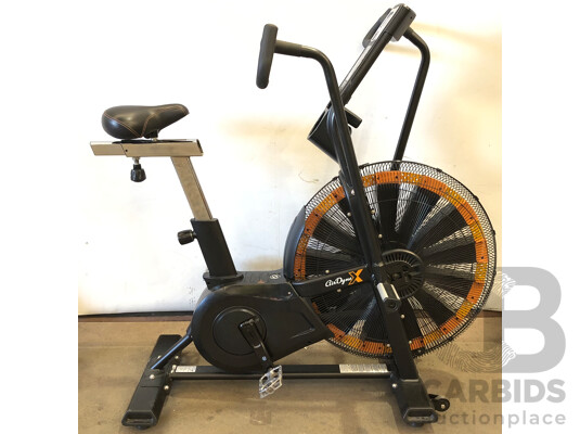 1662489 · Octane Fitness AirdyneX/ADX Exercise Bike