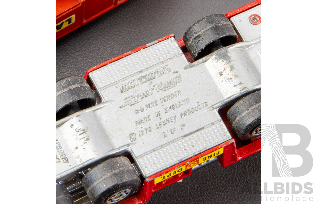 Collection of Diecast Matchbox, Siku and Dinky Trucks and Construction Vehicles