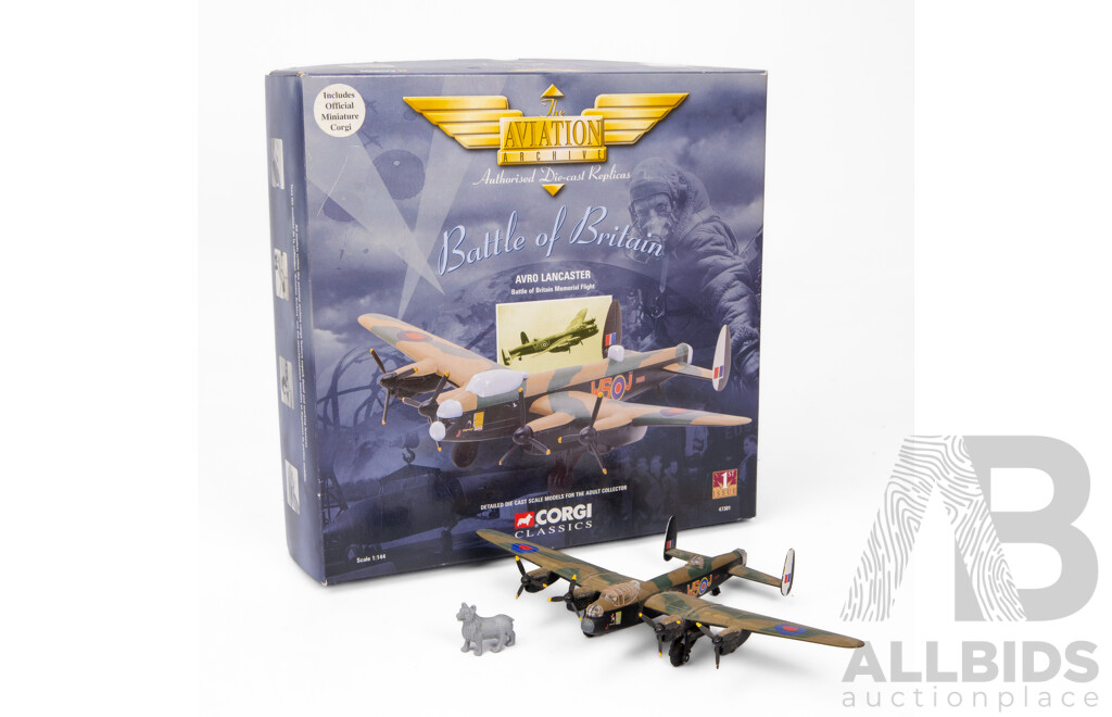 Corgi Classics Diecasr Avro Lancaster 47301, Aviation Archive Battle of Britain - 1:144 Scale