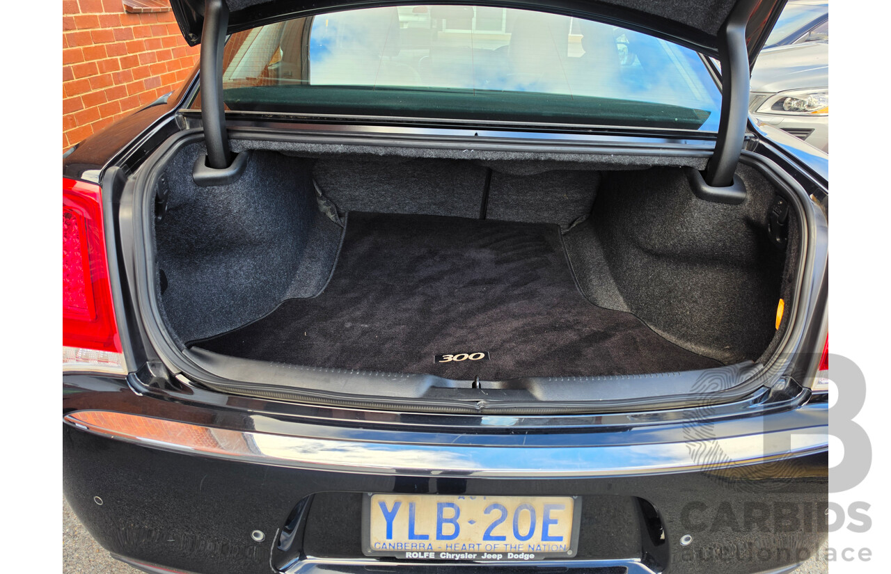 Chrysler 300 C MY16 4D Sedan Black 3.6L