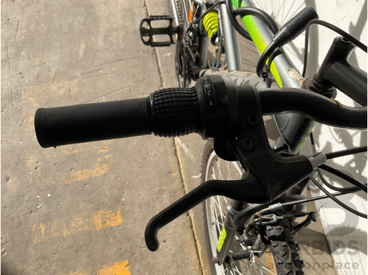 1661108 · Terrain XDS Bike