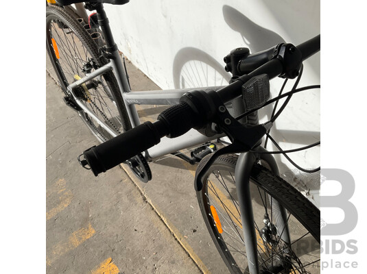 1661107 · Montreal Urban Bike