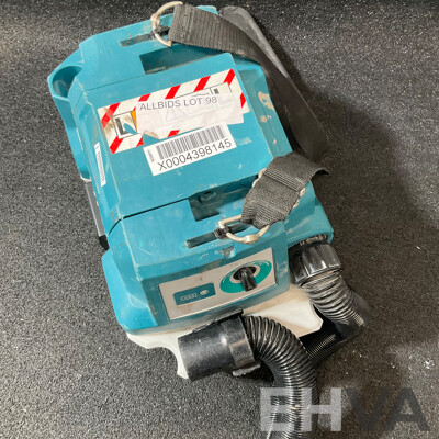 MAKITA 18V LXT Brushless Wet/Dry Vacuum Cleaner (DVC750L) - Skin Only