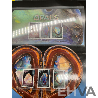 Opals Stamp Pack International Rate and FORD 100 Years in Australia Stamp Pack - Lot of 2