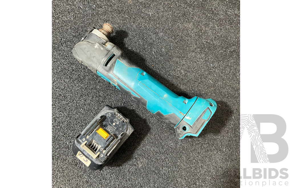 MAKITA 18V Oscillating Multi-Tool (DTM51) with 4.0Ah Battery