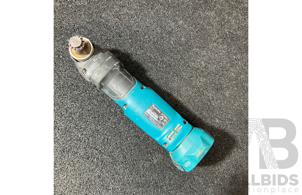 MAKITA 18V Oscillating Multi-Tool (DTM51) with 4.0Ah Battery