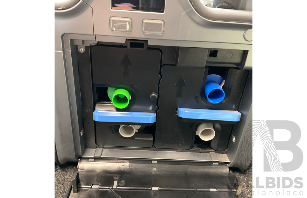 HID Fargo HDP5000 Card Printer