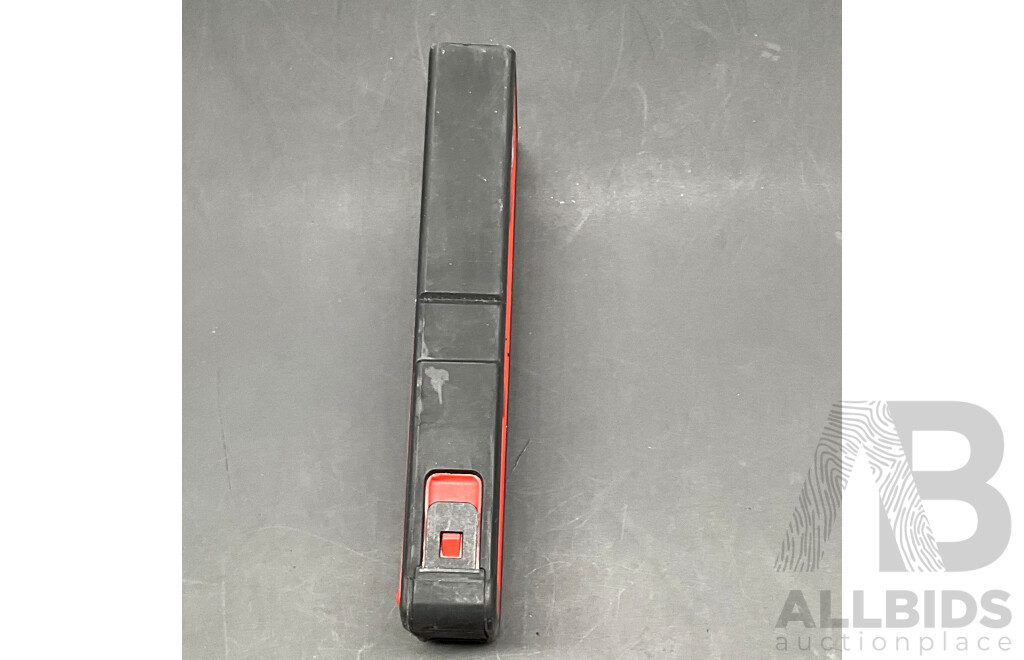 HILTI (PRA 300) Remote Control and Laser Receiver