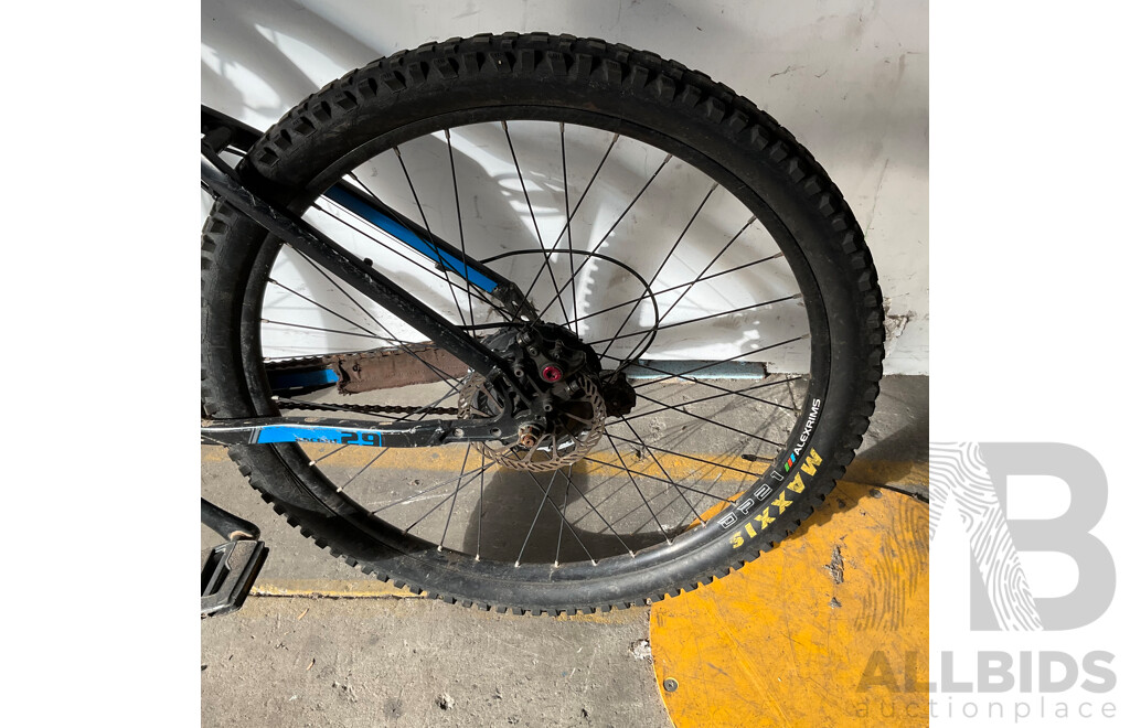 VelectriX Ascent E-Bike