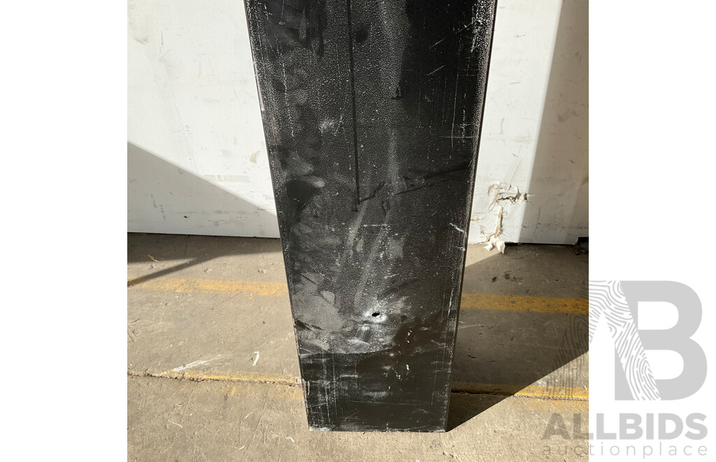 Sandleford 1450x250x250mm Ultra 3 Gun Safe