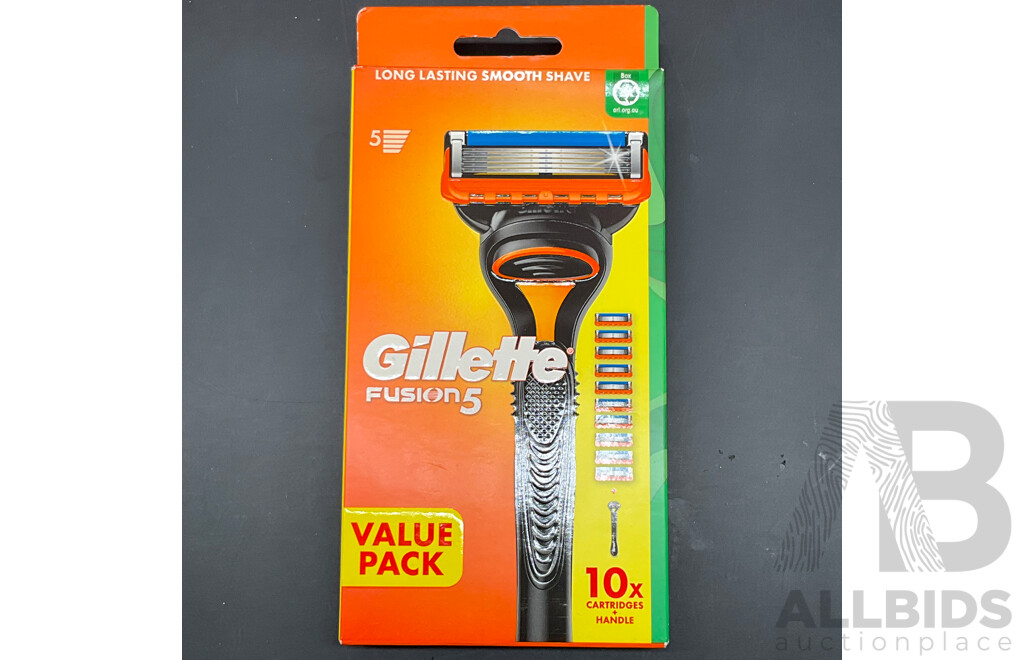 GILLETTE Fusion5 Value Pack and DUSK Home Fragrance Collection Set - Lot of 2