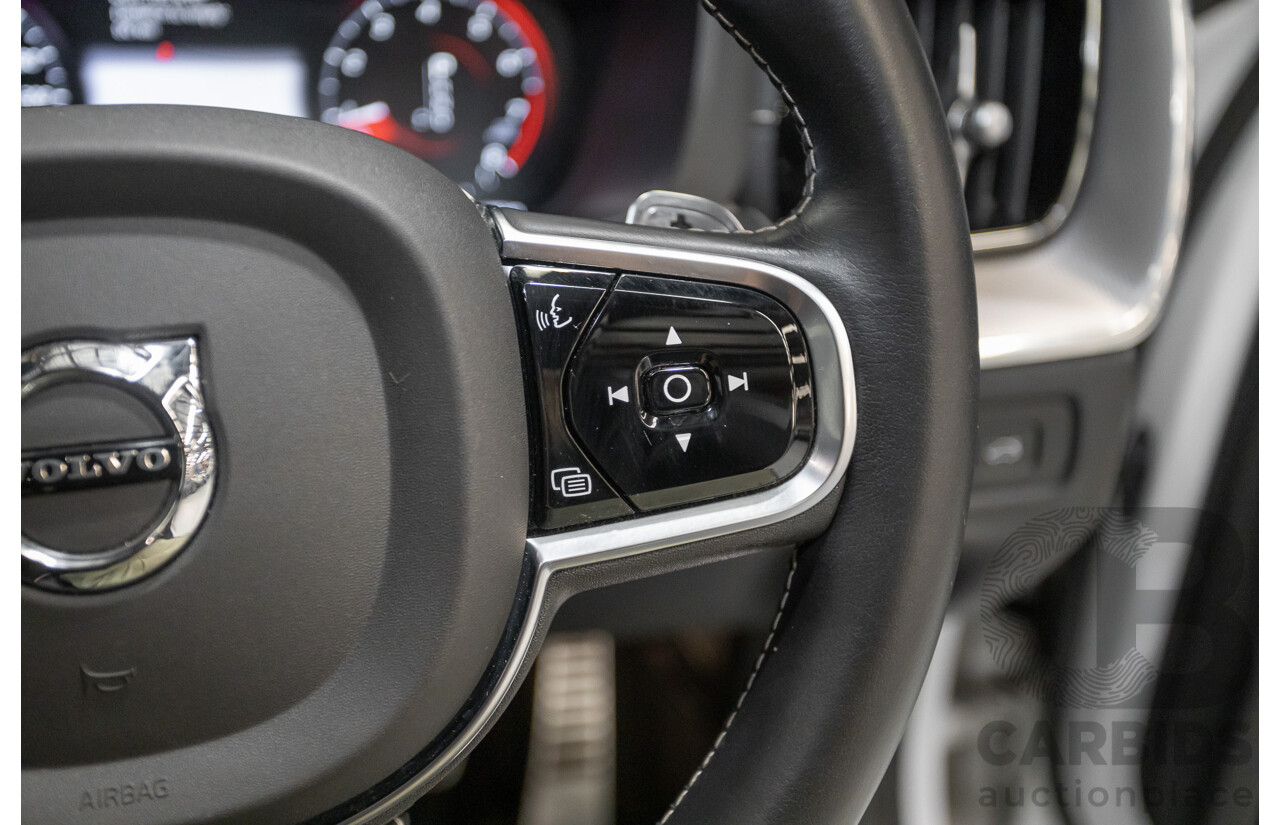 3/2020 Volvo XC60 T6 R-Design (AWD) 246 MY20 4d Wagon Crystal White Pearl Turbo & Supercharged 2.0L