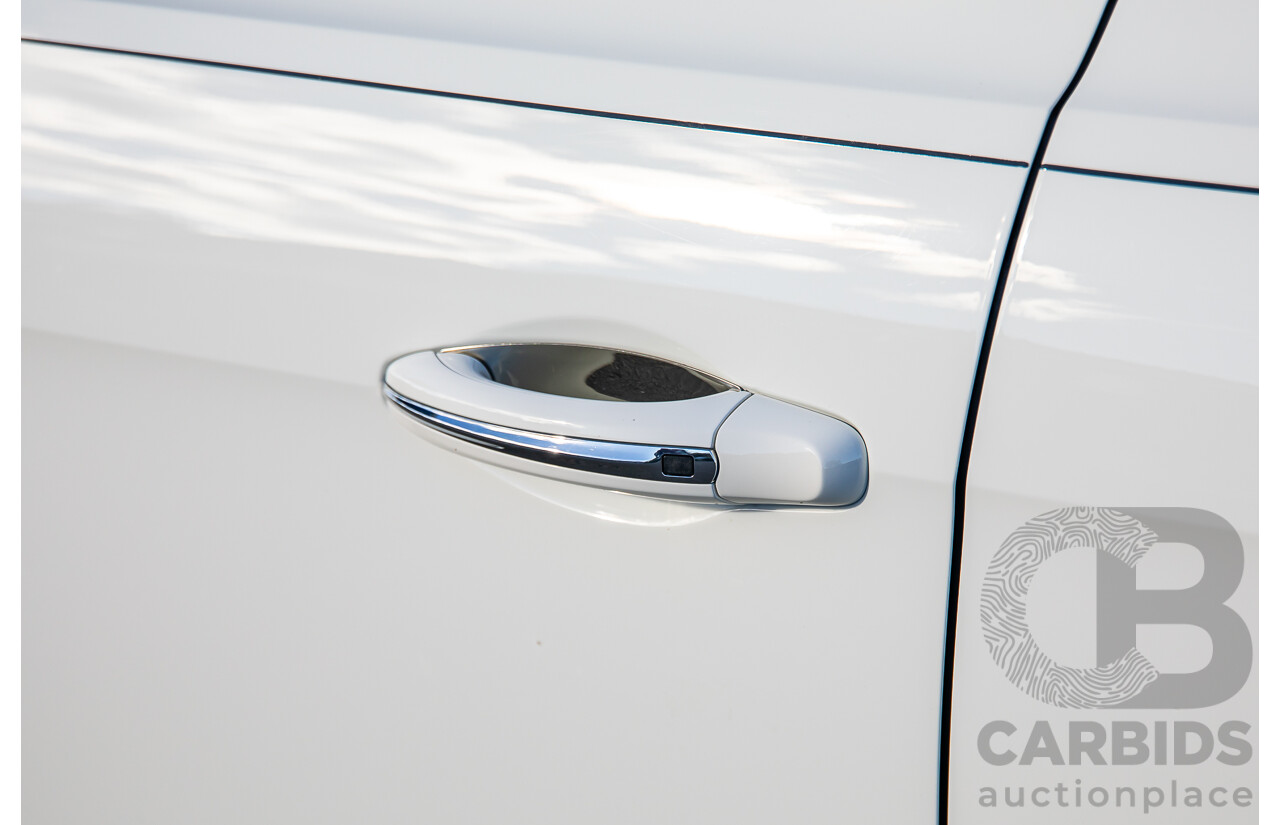 12/2014 Bentley Flying Spur V8 Mulliner (AWD) 3W MY15 4d Sedan Glacier White Twin Turbo V8 4.0L