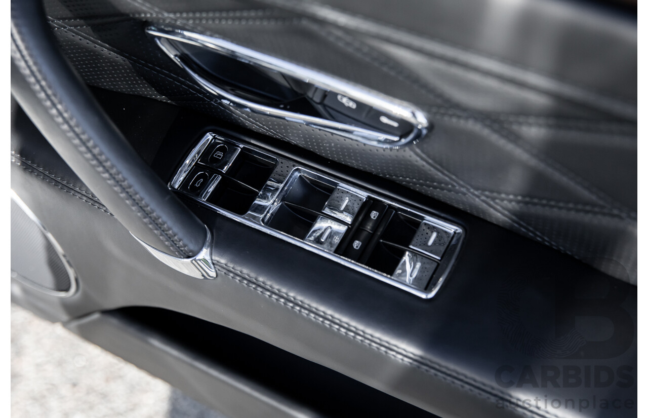 12/2014 Bentley Flying Spur V8 Mulliner (AWD) 3W MY15 4d Sedan Glacier White Twin Turbo V8 4.0L