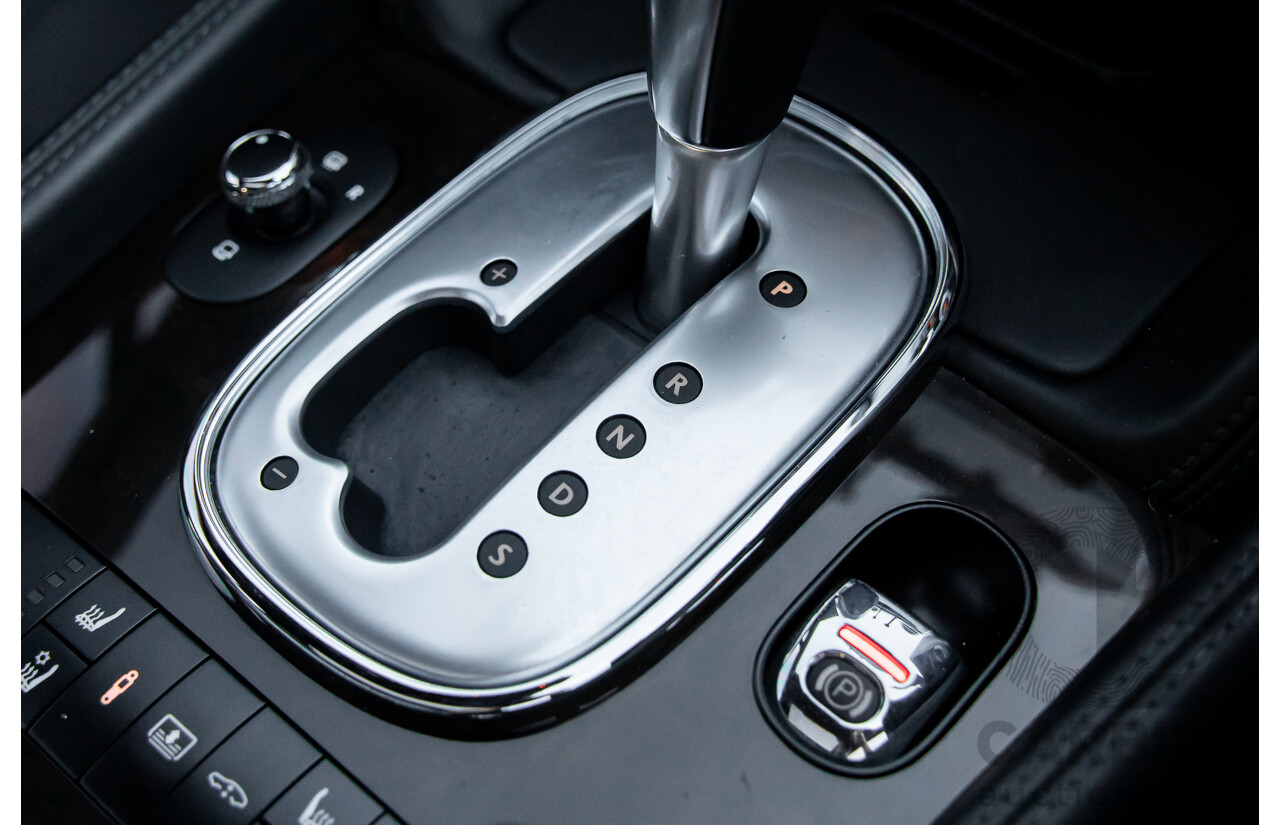 12/2014 Bentley Flying Spur V8 Mulliner (AWD) 3W MY15 4d Sedan Glacier White Twin Turbo V8 4.0L