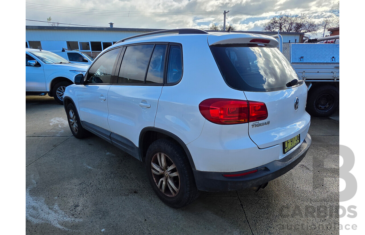 8/2013 Volkswagen Tiguan 118 TSI (4x2) 5NC MY13.5 4d Wagon White 1.4L
