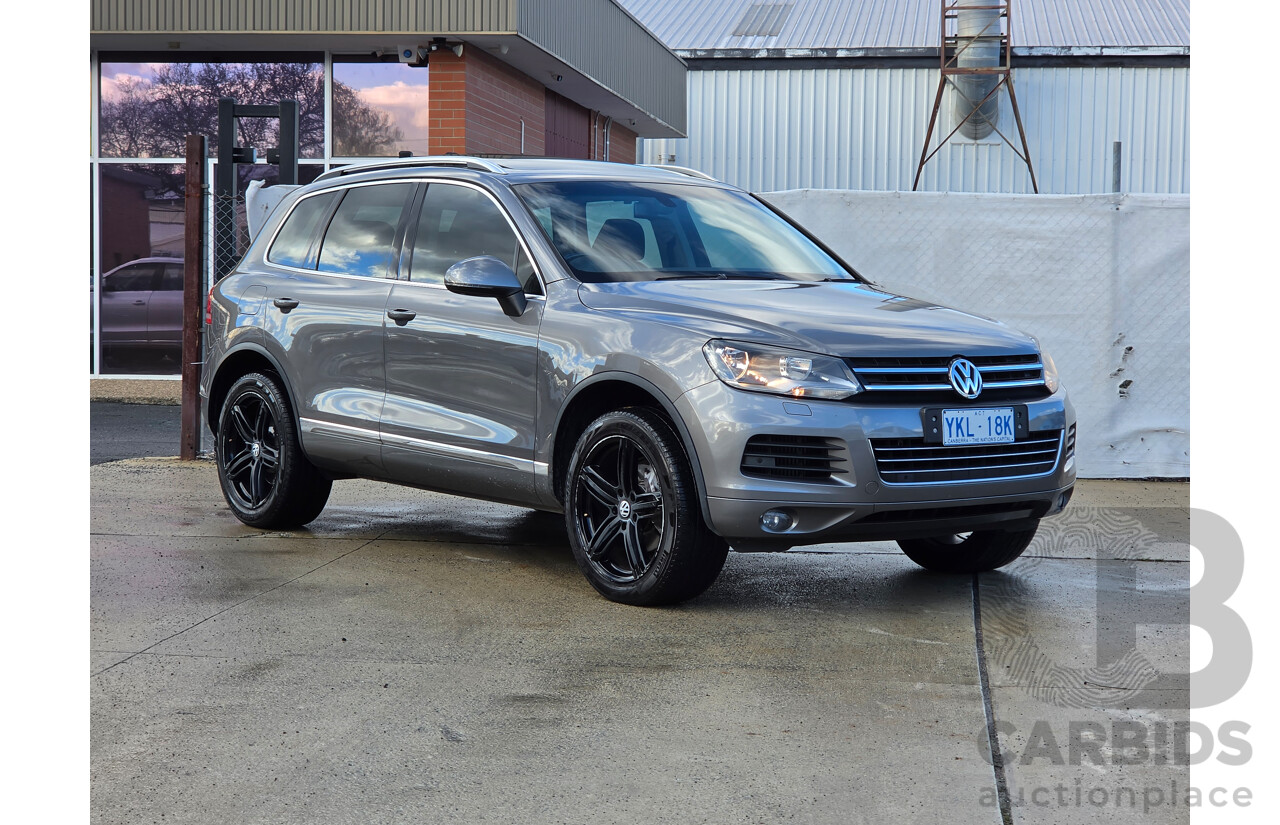 11/2011 Volkswagen Touareg 150 TDI (AWD) 7P MY12 4D Wagon Grey Turbo Diesel 3.0L