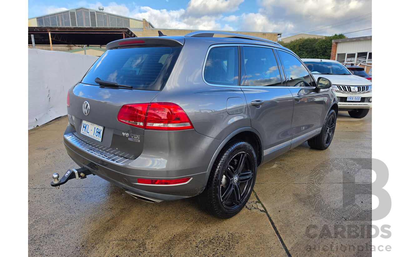 11/2011 Volkswagen Touareg 150 TDI (AWD) 7P MY12 4D Wagon Grey Turbo Diesel 3.0L
