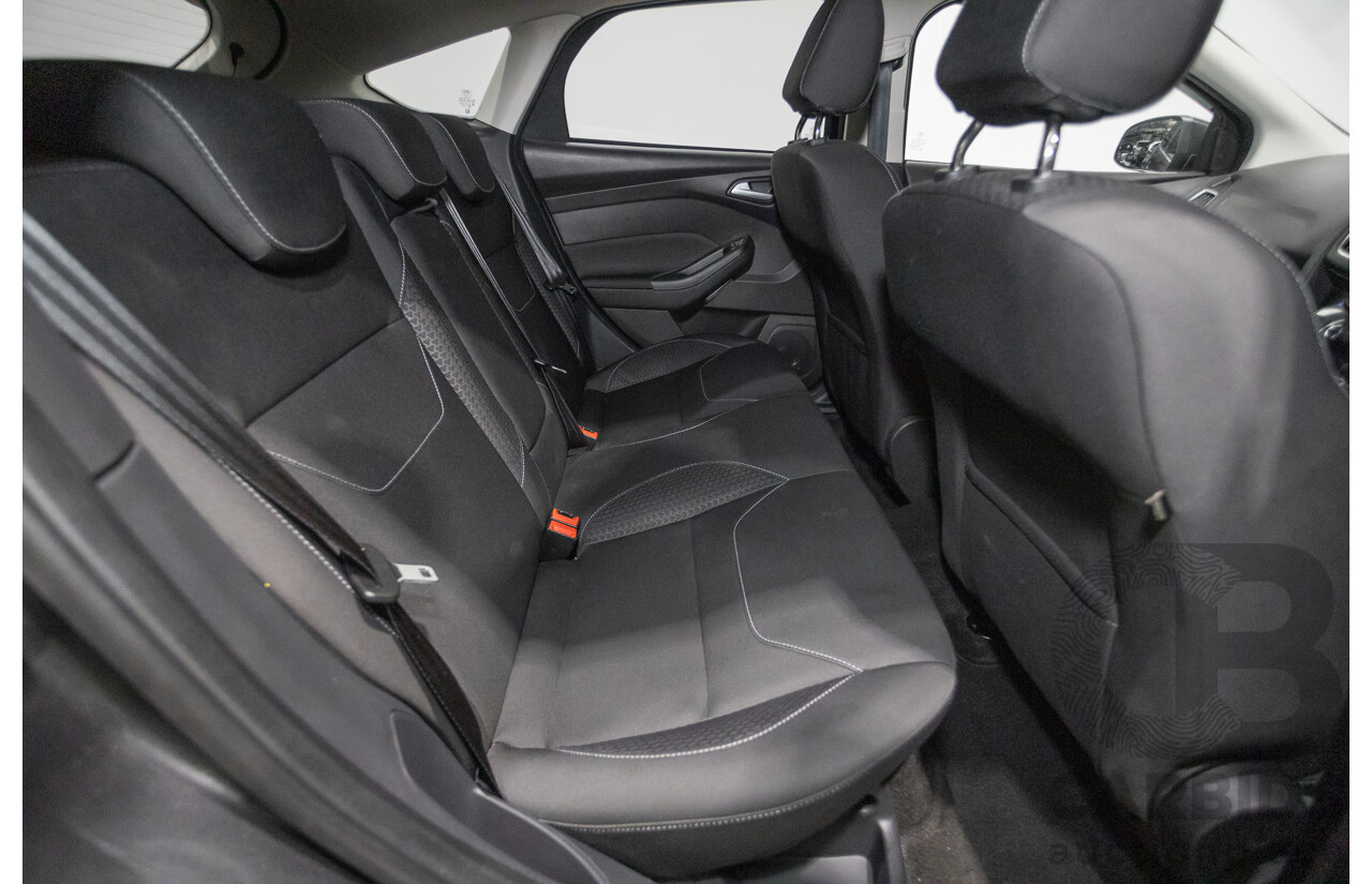 8/2016 Ford Focus Sport LZ 5d Hatchback Magnetic Grey Turbo 1.5L