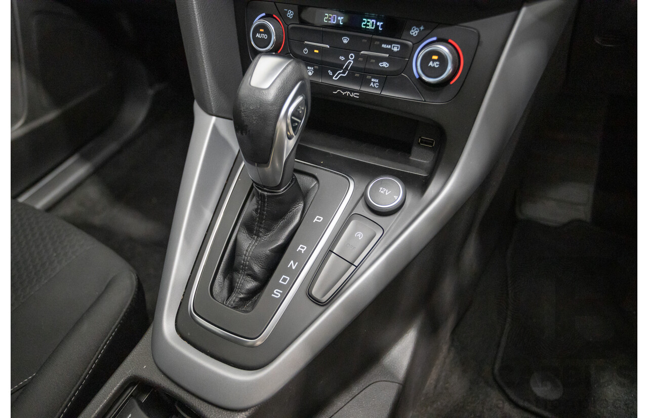 8/2016 Ford Focus Sport LZ 5d Hatchback Magnetic Grey Turbo 1.5L