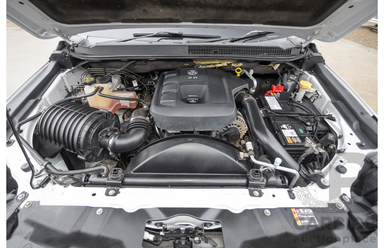 12/2017 Holden Colorado LS (4x4) RG MY18 Crew Cab P/Up White Turbo Diesel 2.8L