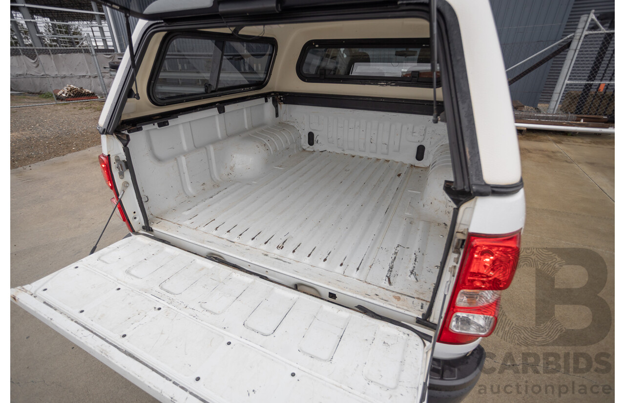 12/2017 Holden Colorado LS (4x4) RG MY18 Crew Cab P/Up White Turbo Diesel 2.8L