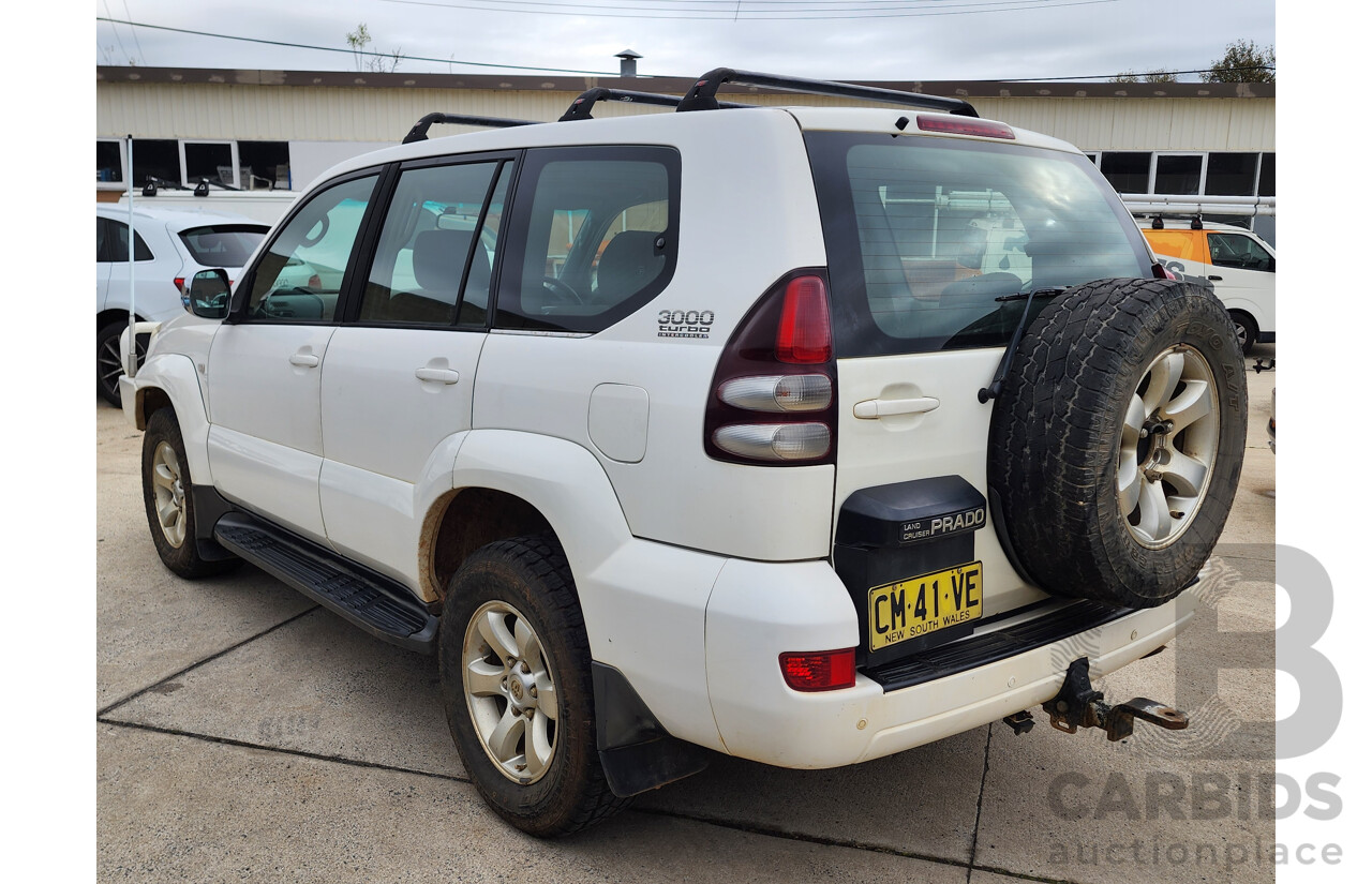 8/2005 Toyota Landcruiser Prado GXL (4x4) KZJ120R 4d Wagon White 3.0L