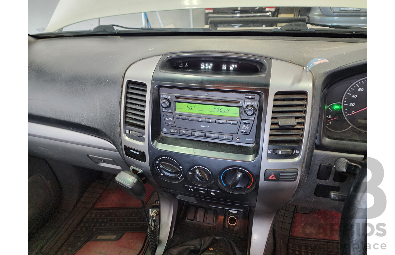 8/2005 Toyota Landcruiser Prado GXL (4x4) KZJ120R 4d Wagon White 3.0L
