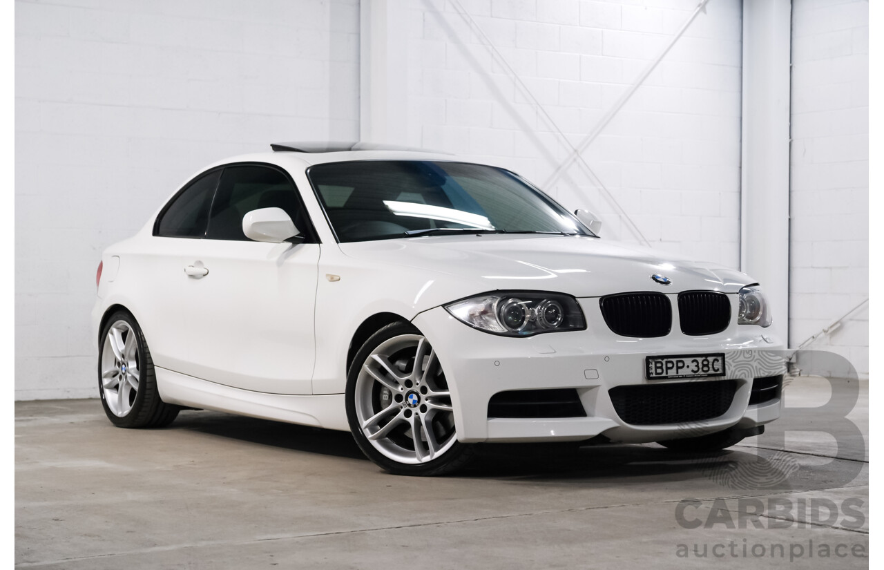 4/2010 BMW 135i Sport E82 MY11 2d Coupe Alpin White Turbo 3.0L
