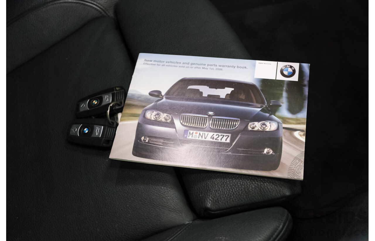 4/2010 BMW 135i Sport E82 MY11 2d Coupe Alpin White Turbo 3.0L