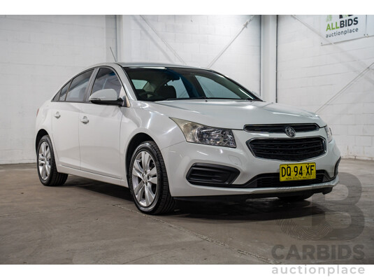 03/2015 Holden Cruze EQUIPE FWD JH MY15 4D Sedan White 1.8L