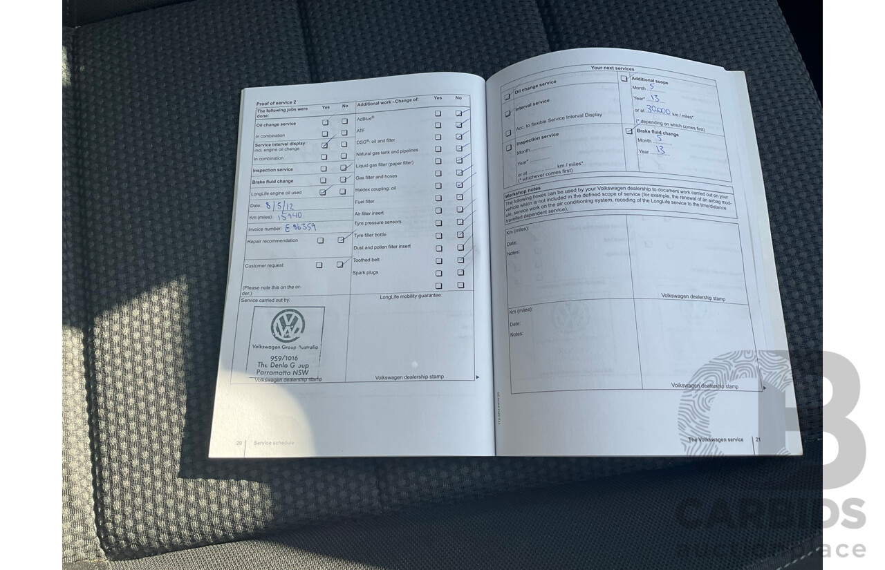 06/2011 Volkswagen Golf 103 TDI Comfortline (FWD) 1K MY11 5D Hatchback White Turbo Diesel 2.0L