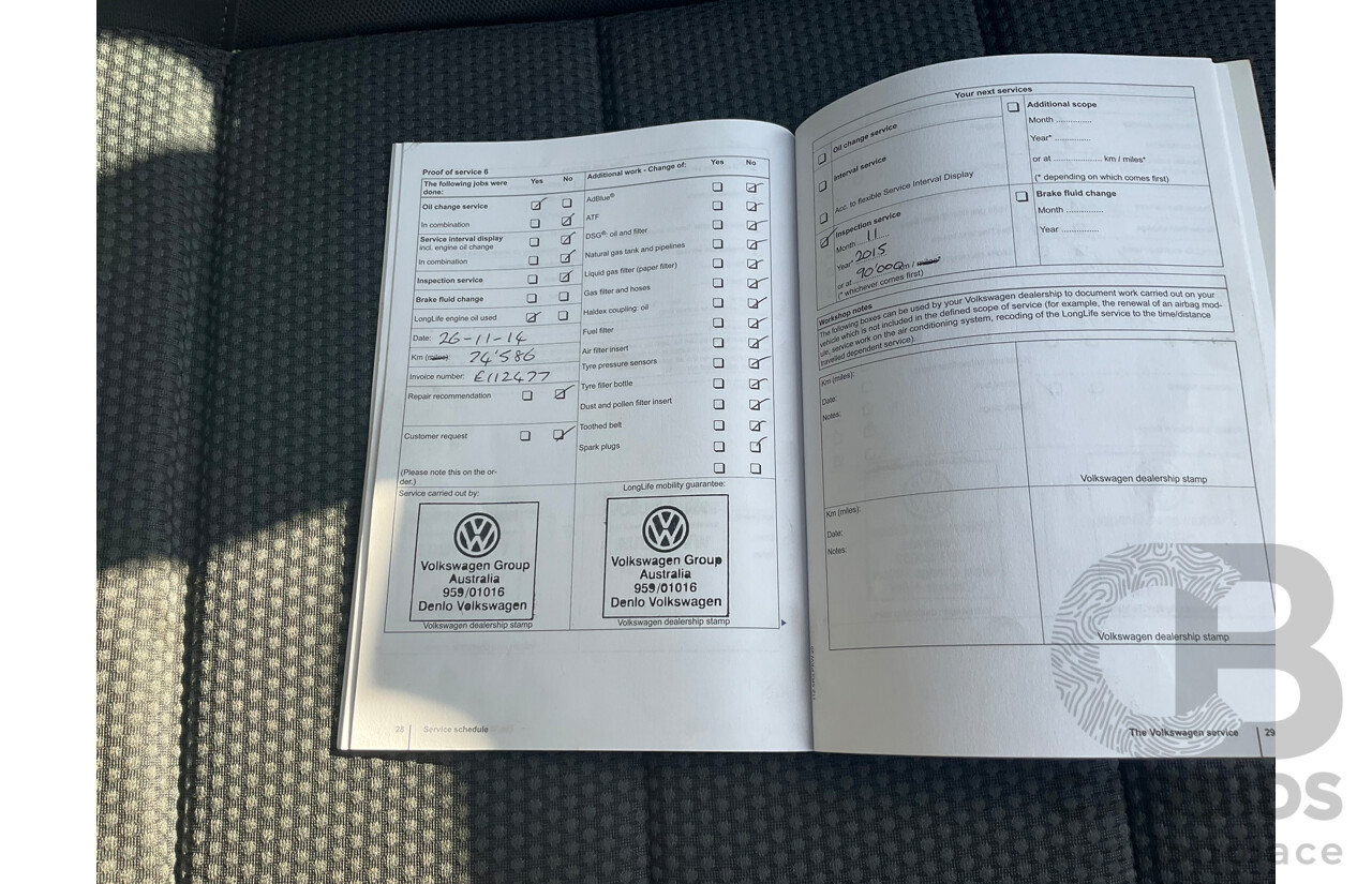 06/2011 Volkswagen Golf 103 TDI Comfortline (FWD) 1K MY11 5D Hatchback White Turbo Diesel 2.0L