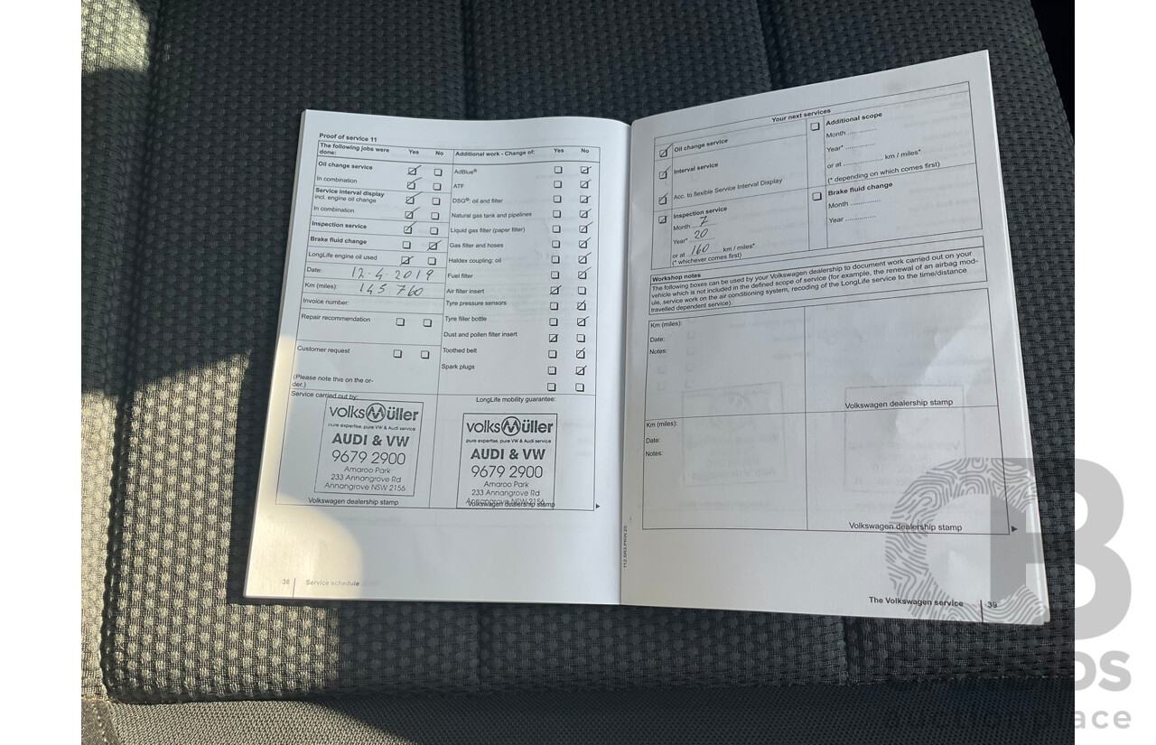 06/2011 Volkswagen Golf 103 TDI Comfortline (FWD) 1K MY11 5D Hatchback White Turbo Diesel 2.0L
