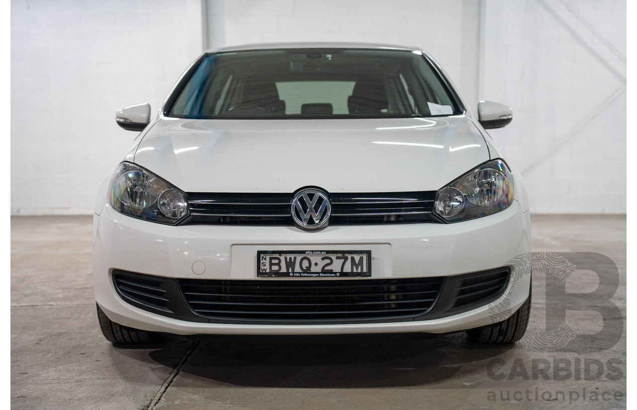 06/2011 Volkswagen Golf 103 TDI Comfortline (FWD) 1K MY11 5D Hatchback White Turbo Diesel 2.0L
