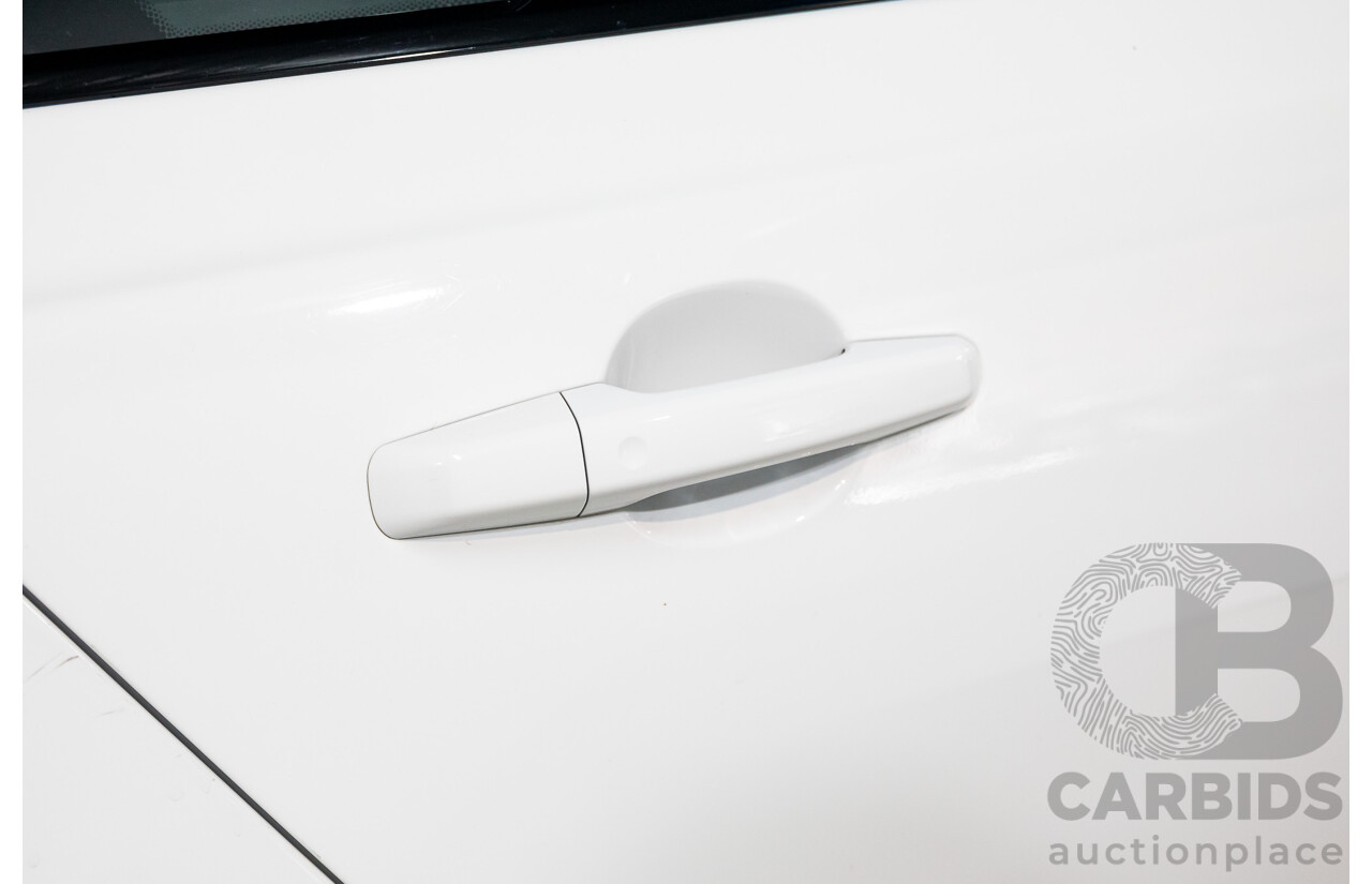 03/2018 Jaguar XE 20d R-SPORT RWD MY18 4D Sedan Polaris White Diesel Turbo 2.0L