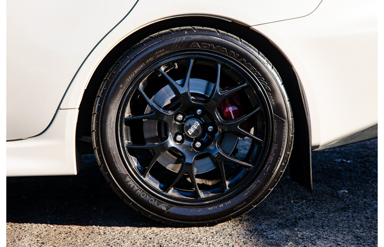 09/2021 Mitsubishi Lancer Evolution Final Edition (AWD) CJ MY15 4d Sedan White Turbo 2.0L