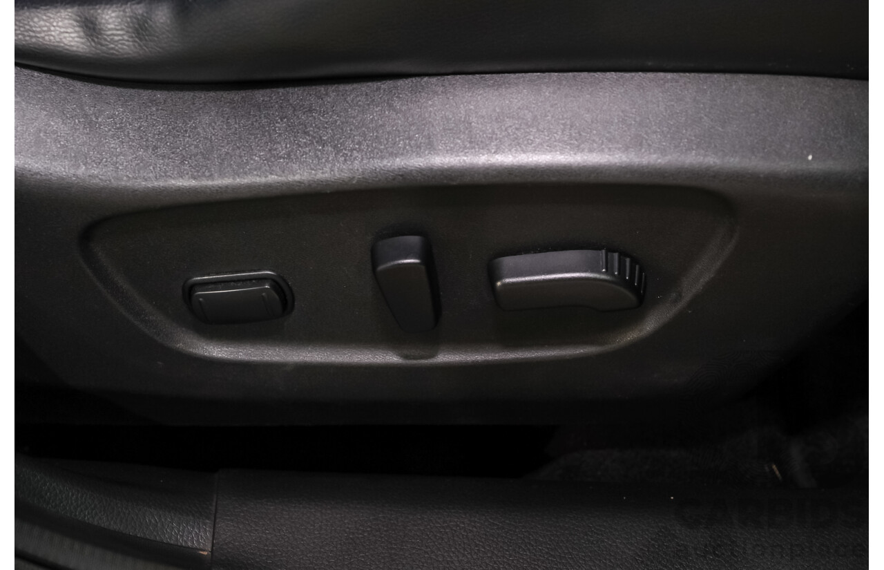 01/2015 Nissan X-Trail ST-L (FWD) CVT T32 4d Wagon Black 2.5L