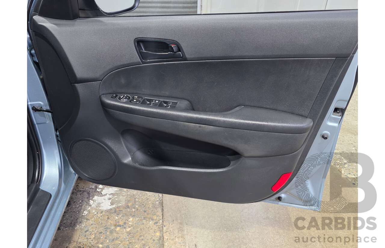 7/2009 Hyundai I30 cw SX 2.0L FWD MY09 4 Door Wagon Blue