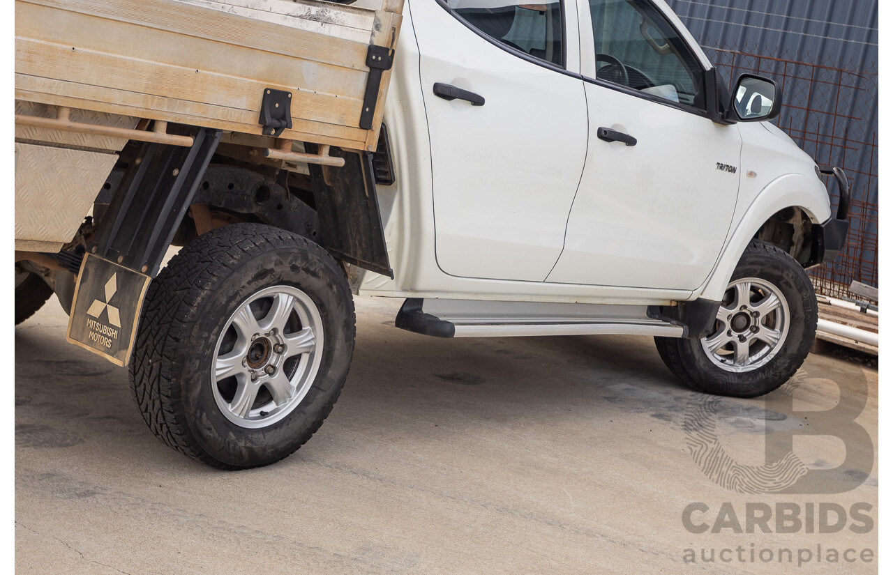 6/2017 Mitsubishi Triton GLX (4x4) MQ MY17 Dual Cab Utility White Turbo Diesel 2.4L