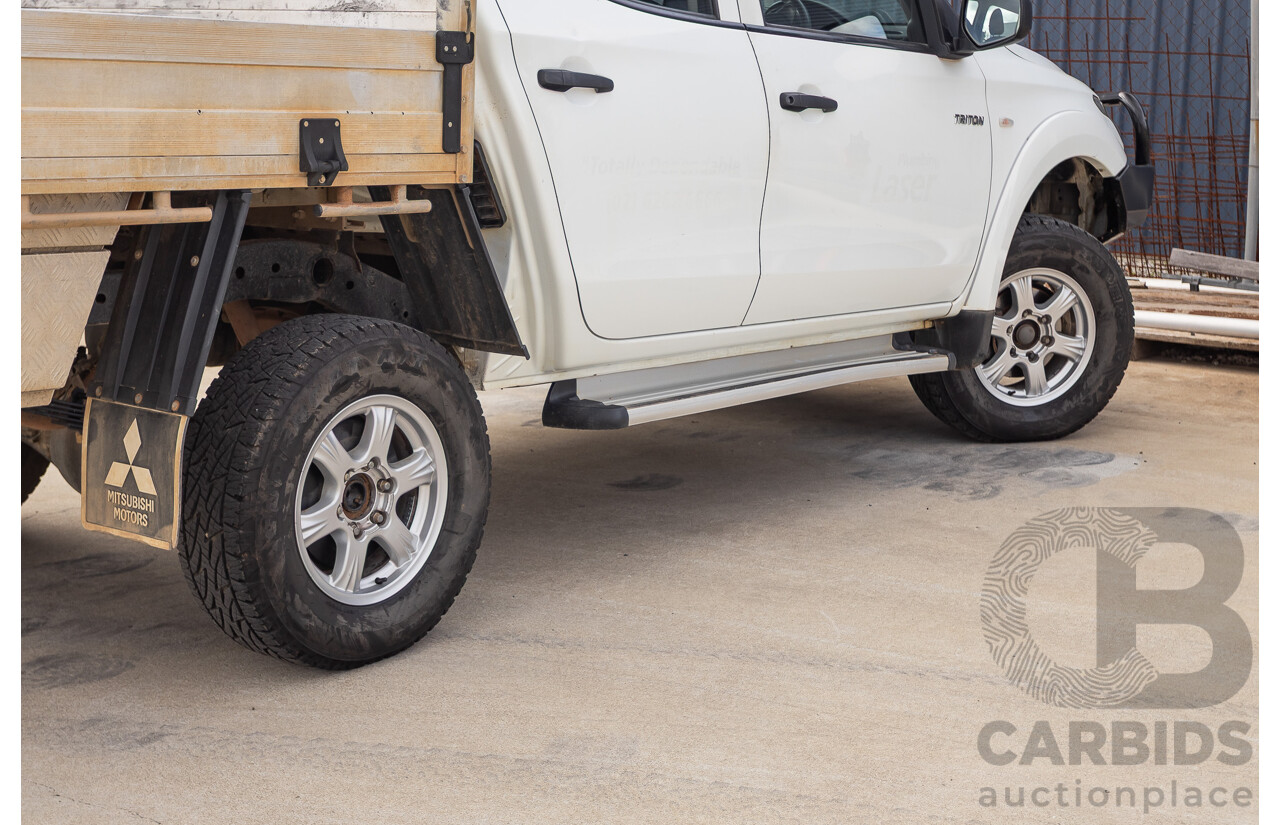 6/2017 Mitsubishi Triton GLX (4x4) MQ MY17 Dual Cab Utility White Turbo Diesel 2.4L