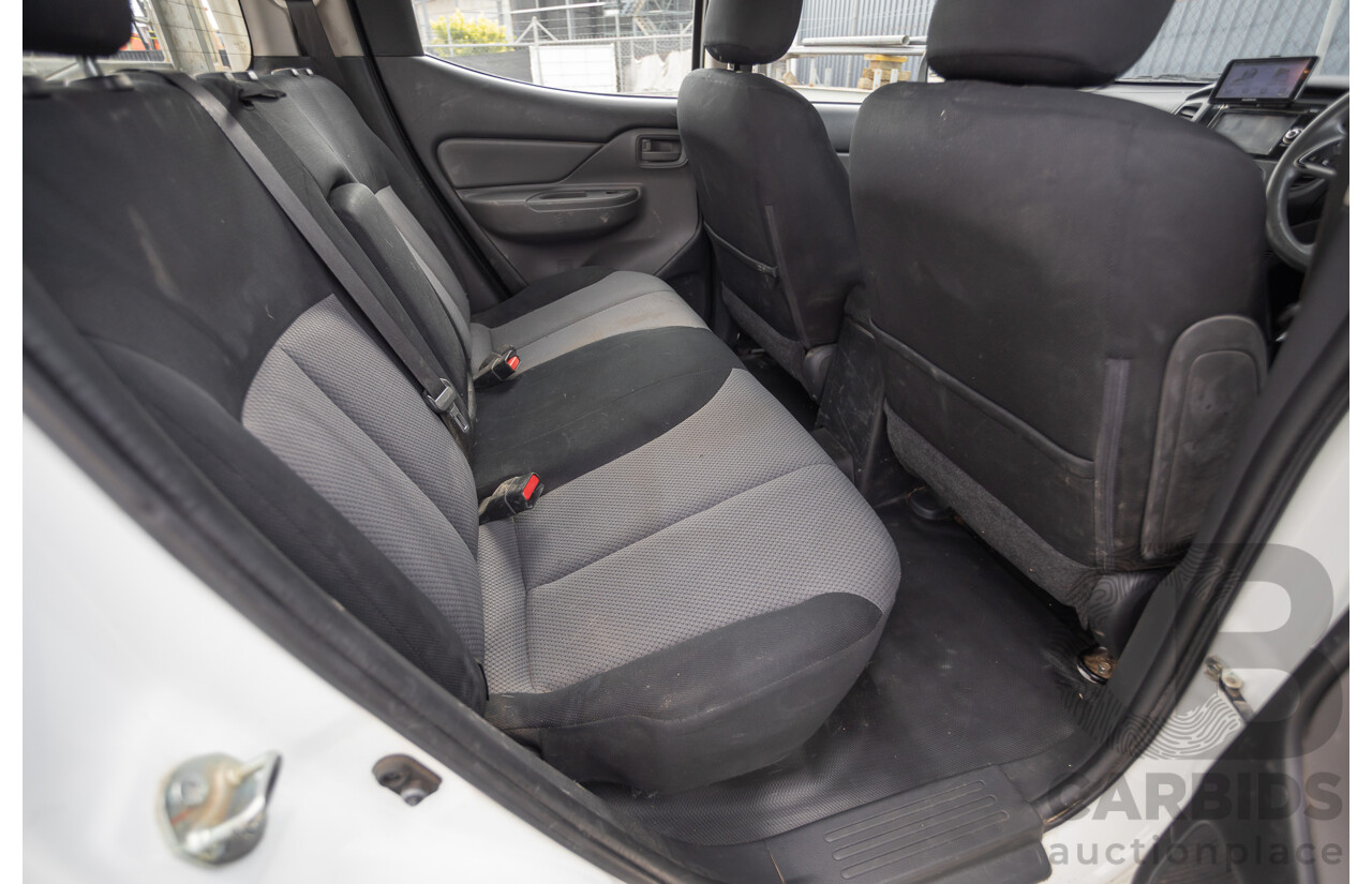 6/2017 Mitsubishi Triton GLX (4x4) MQ MY17 Dual Cab Utility White Turbo Diesel 2.4L
